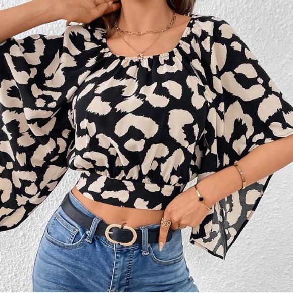 Off-shoulder Batwing Blouse - Picture 1 of 5